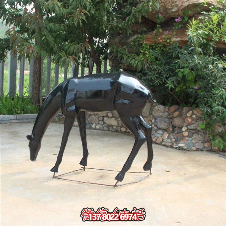 玻璃鋼雕塑景觀噴漆，點綴小區抽象美景