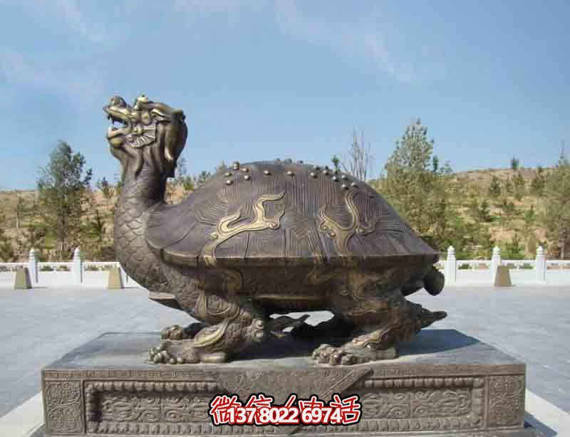 玻璃鋼龍龜?shù)袼埽c綴公園里的創(chuàng)意行走 玻璃鋼龍龜?shù)袼埽c綴公園里的創(chuàng)意行走