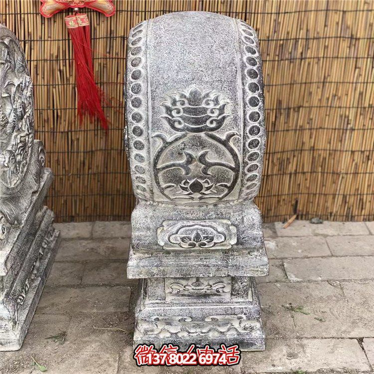 青石石雕抱鼓，點綴園林之美