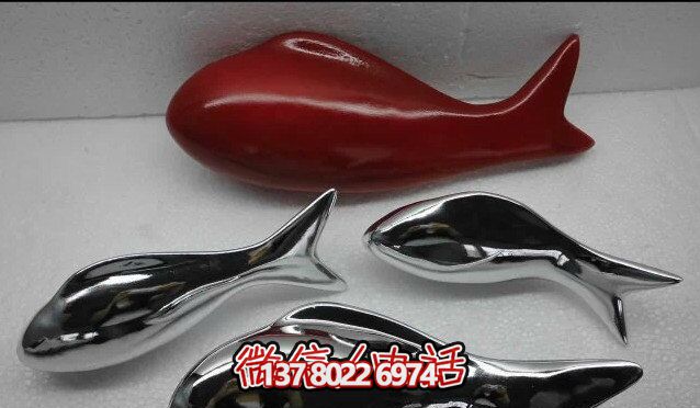 精致簡約不銹鋼魚雕塑，點綴室內裝飾