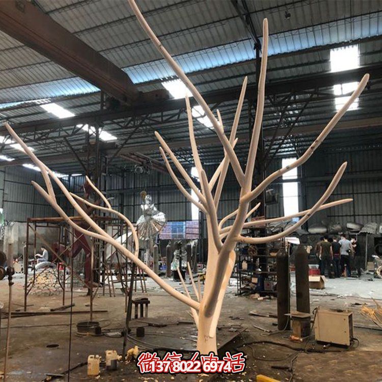 大型玻璃鋼雕塑，給酒店裝飾帶來創意景觀