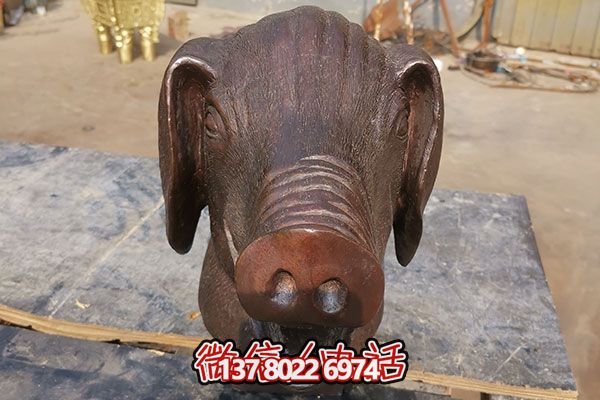 室外豬頭石雕雕塑，添加歡樂氣氛