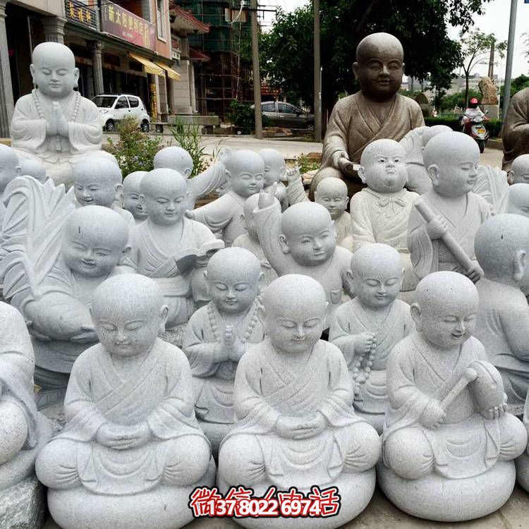 天然砂巖雕刻小沙彌擺件，美麗景致精美寺院家居裝飾